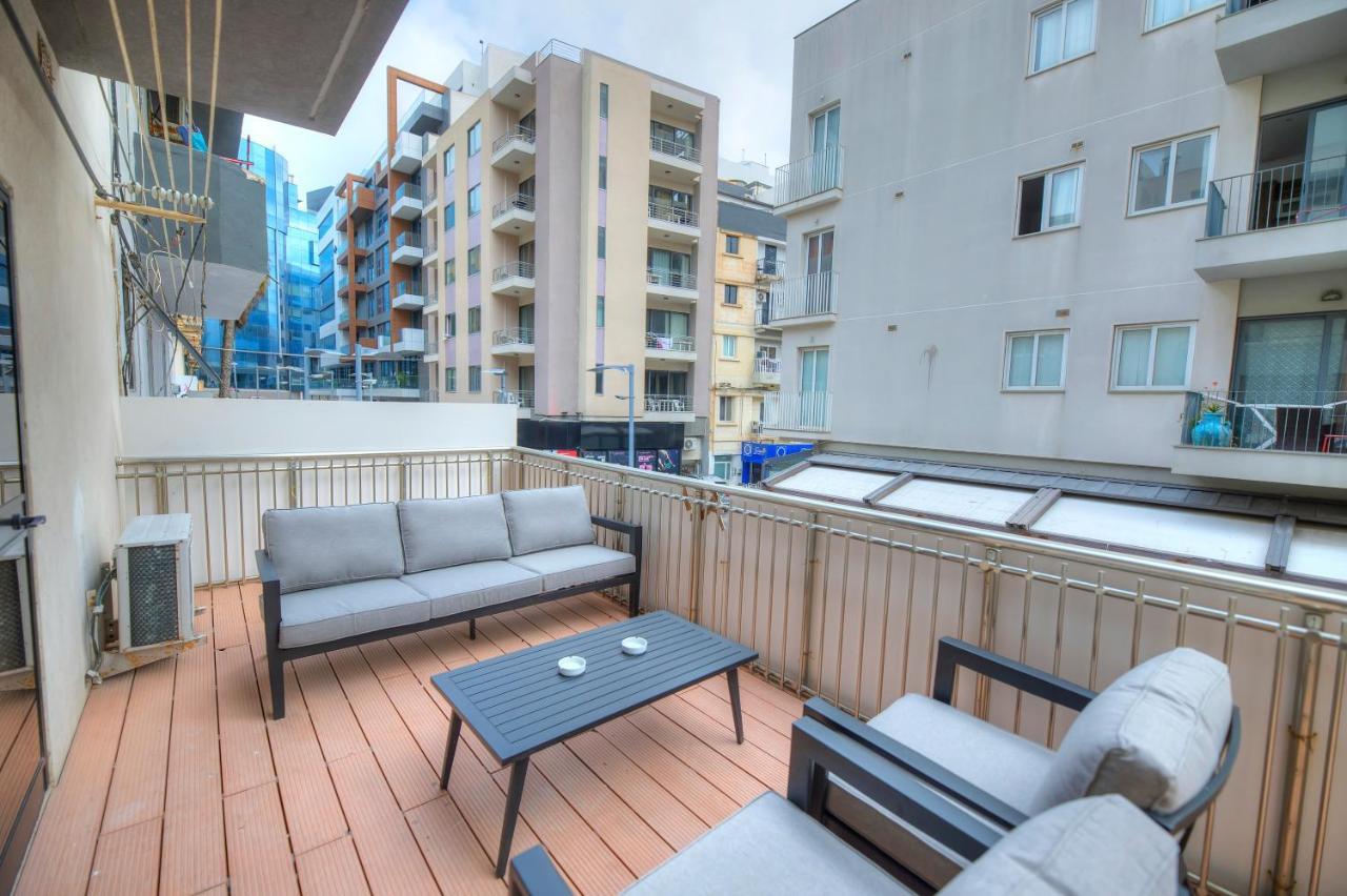 2Bedroom With Large Terrace In Paceville Jpor1-1 سانت جوليان المظهر الخارجي الصورة